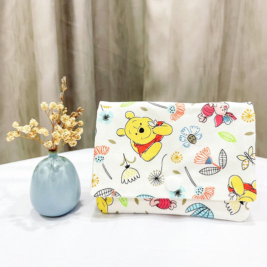 Winnie The Pooh Pocket Tissue Flap Pouch - TH35