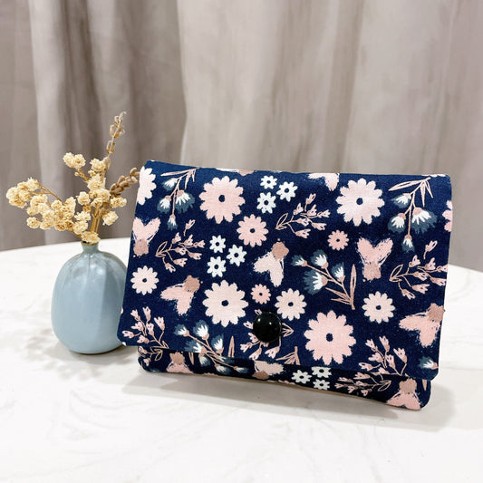 Floral Pocket Tissue Flap Pouch - TH18